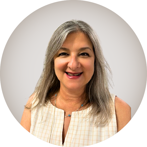 Elena Miranda headshot