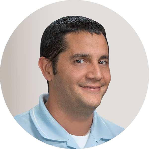 Osvaldo Rodriguez headshot